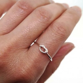 Love knot promise ring