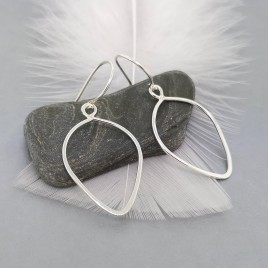 Pair of minimalist leaf earrings in sterling silver