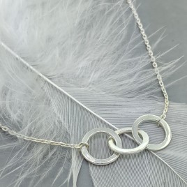 3 sterling interlocking circles necklace