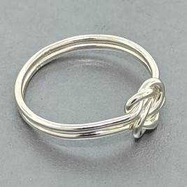 Double love knot ring in sterling silver