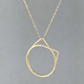 Collier chat en or